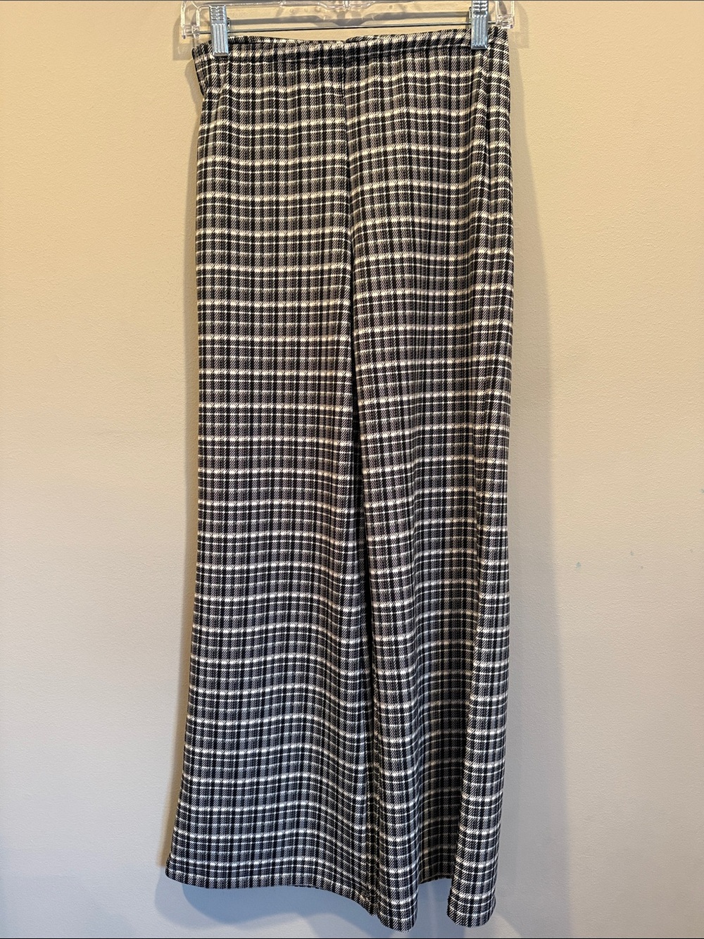 Sincerely Jules Black & White Wide Leg Pull on Plaid Pants- size Small